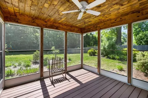 2 Matthew Dr, Easthampton, MA 01027 photo 24