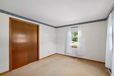 2 Matthew Dr, Easthampton, MA 01027 photo 20