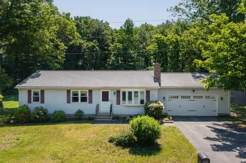 2 Matthew Dr, Easthampton, MA 01027 photo 2