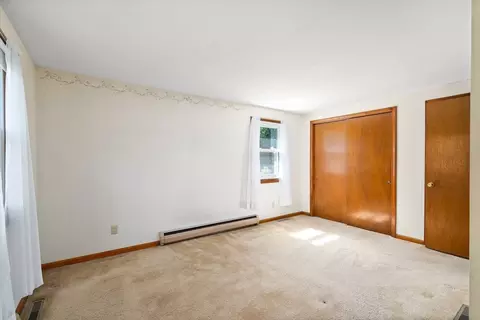 2 Matthew Dr, Easthampton, MA 01027 photo 15