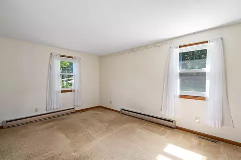 2 Matthew Dr, Easthampton, MA 01027 photo 13