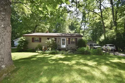 91 Tioga St, Springfield, MA 01128