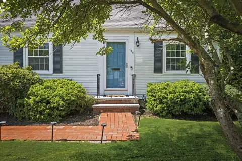 184 Dodge St, Beverly, MA 01915