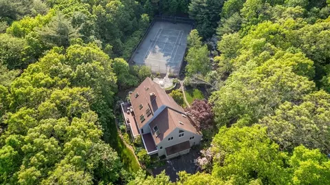 185 Maple St, Stow, MA 01775