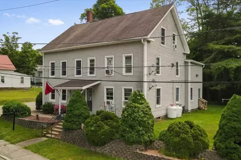 46-48 North St, Hardwick, MA 01082 photo 2