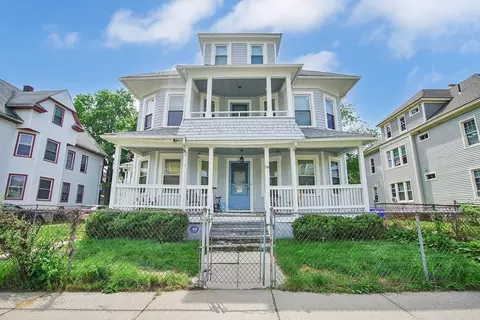 58-60 Albemarle St, Springfield, MA 01109