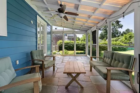 Exterior - 17 Spring St, Easthampton, MA 01027 photo 4 of 6