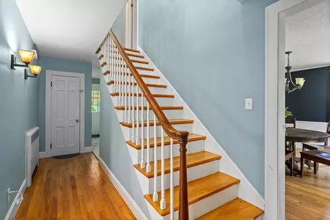 Entry Way - 17 Spring St, Easthampton, MA 01027 photo 1 of 3