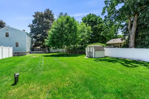 59 Berkeley Ave, Lowell, MA 01852 photo 32