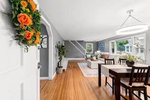 59 Berkeley Ave, Lowell, MA 01852 photo 2