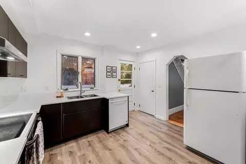 59 Berkeley Ave, Lowell, MA 01852 photo 12