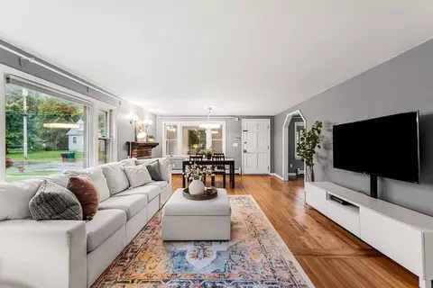 59 Berkeley Ave, Lowell, MA 01852 photo 5