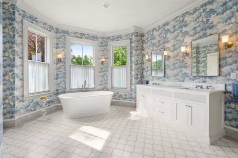 725 High St, Dedham, MA 02026 photo 15