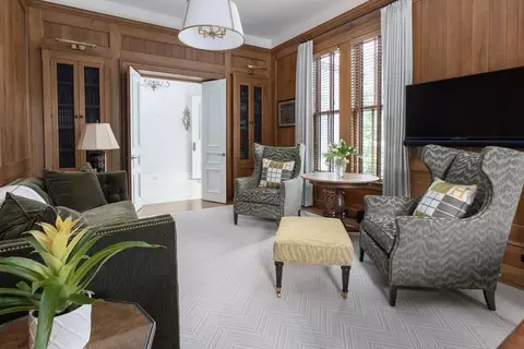 725 High St, Dedham, MA 02026 photo 6