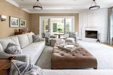 725 High St, Dedham, MA 02026 photo 13