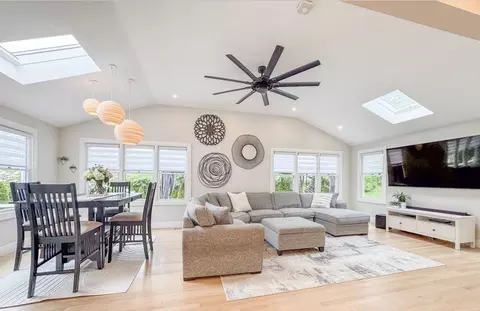 91 Whitford Cir, Marshfield, MA 02050