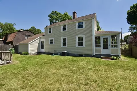 66 Oregon St, Springfield, MA 01118 photo 27