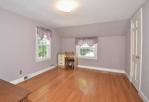 66 Oregon St, Springfield, MA 01118 photo 15