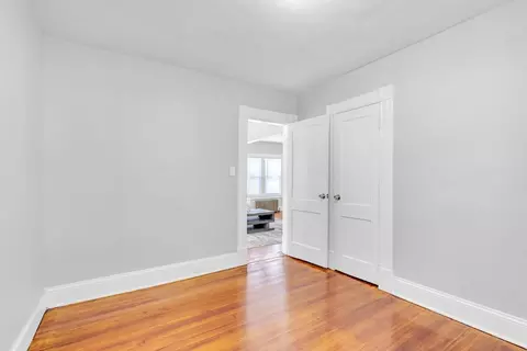106 Barber St, Springfield, MA 01109 photo 18