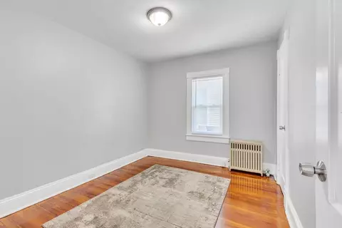 106 Barber St, Springfield, MA 01109 photo 19