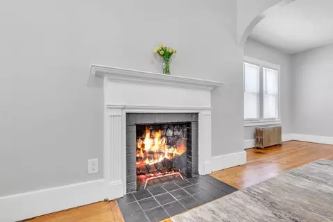 106 Barber St, Springfield, MA 01109 photo 6