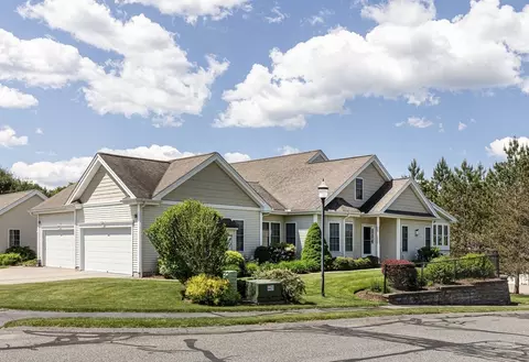 58 Blossom Tree Dr #58, Shrewsbury, MA 01545