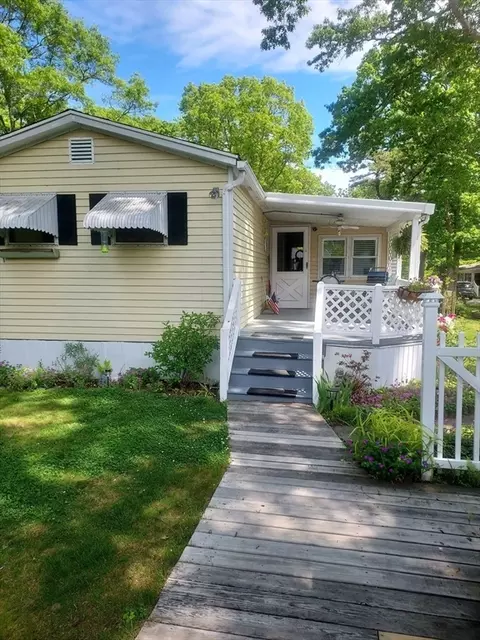 147 Windswept Rd, Wareham, MA 02576 photo 9