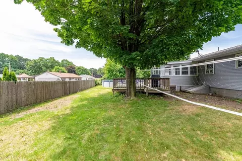 69 Wanda St, Chicopee, MA 01013 photo 27