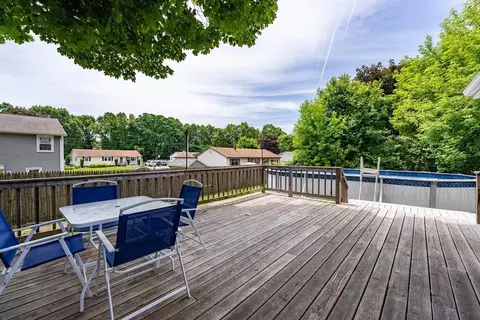 69 Wanda St, Chicopee, MA 01013 photo 22