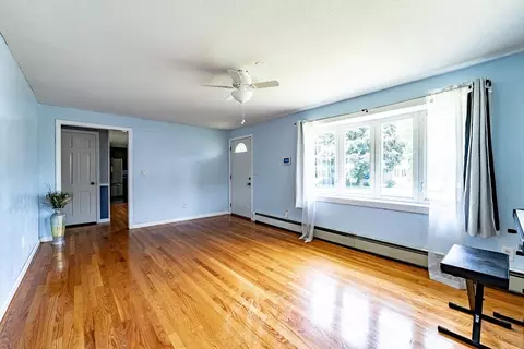 69 Wanda St, Chicopee, MA 01013 photo 6