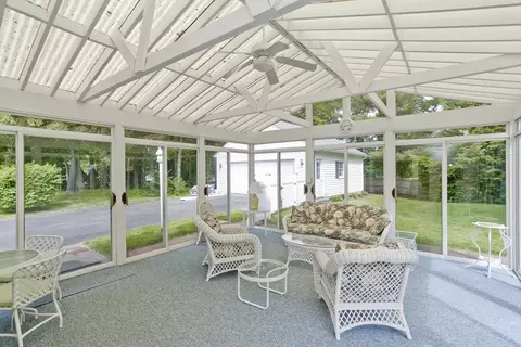 190 Mary Coburn Rd, Springfield, MA 01129 photo 11