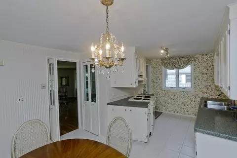 190 Mary Coburn Rd, Springfield, MA 01129 photo 20