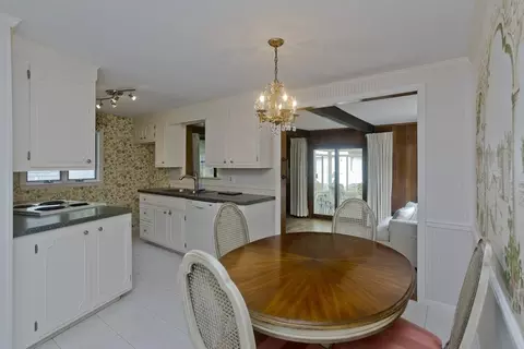 190 Mary Coburn Rd, Springfield, MA 01129 photo 16
