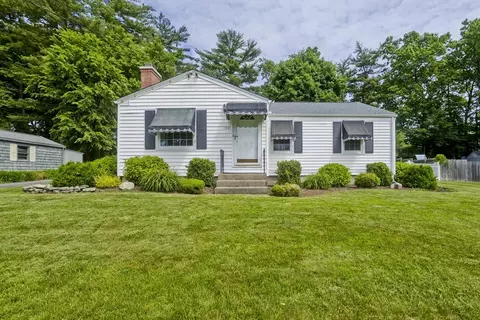 190 Mary Coburn Rd, Springfield, MA 01129 photo 2
