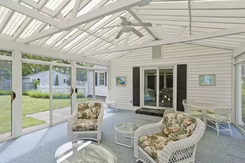 190 Mary Coburn Rd, Springfield, MA 01129 photo 12
