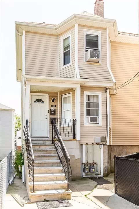 132 Lonsdale St, Fall River, MA 02721 photo 2
