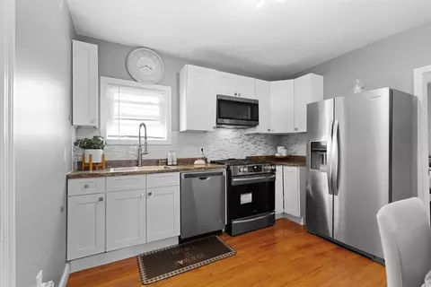 132 Lonsdale St, Fall River, MA 02721 photo 5