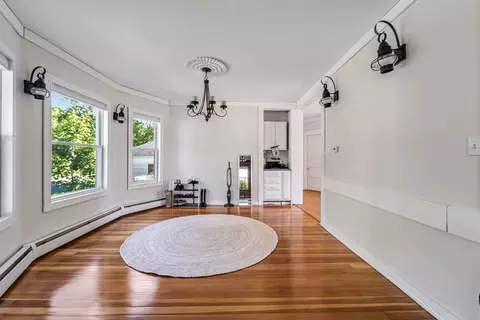 Living - 142 Parsons St, Easthampton, MA 01027 photo 1 of 3