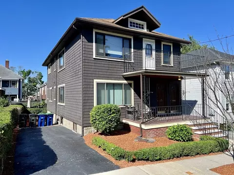 8 Fairfax St, Somerville, MA 02144