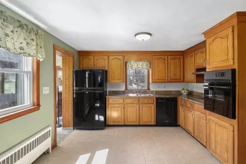 Kitchen - 47 Irving Dr, Walpole, MA 02081 photo 1 of 4