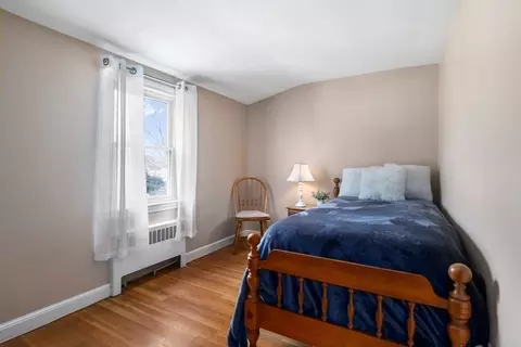 Bedroom - 47 Irving Dr, Walpole, MA 02081 photo 8 of 10