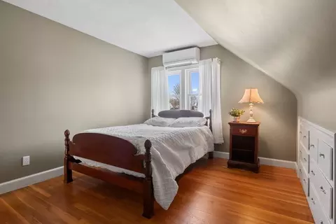 Bedroom - 47 Irving Dr, Walpole, MA 02081 photo 10 of 10