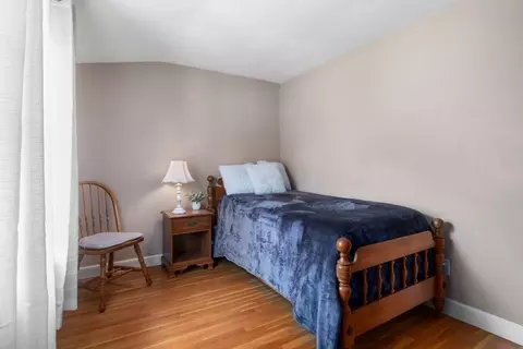 Bedroom - 47 Irving Dr, Walpole, MA 02081 photo 7 of 10