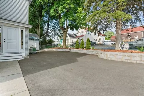 Exterior - 231 Ferry St, Lawrence, MA 01841 photo 5 of 5
