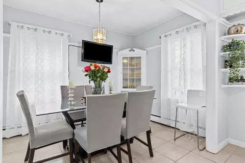 Dining - 231 Ferry St, Lawrence, MA 01841 photo 1 of 2