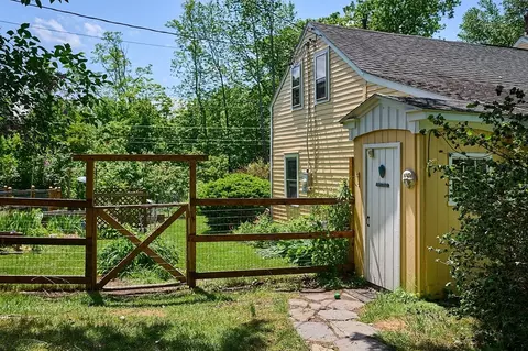 30 Smith Rd, Ashfield, MA 01330 photo 4