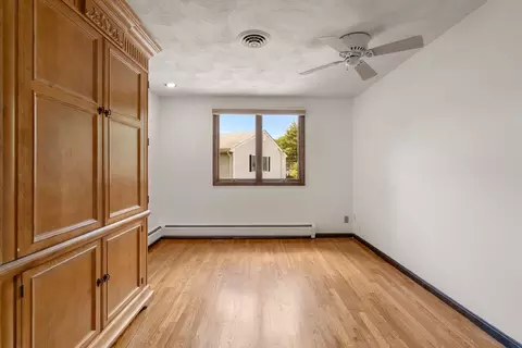 70 Standish Rd, Needham, MA 02492 photo 18