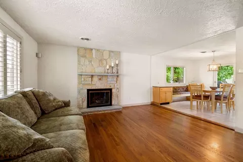 70 Standish Rd, Needham, MA 02492 photo 3