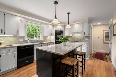 35 Mill St, Framingham, MA 01701 photo 16