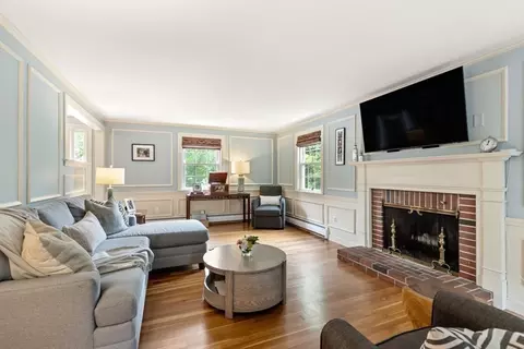 Living - 20 Calvin Rd, Dedham, MA 02026 photo 2 of 3